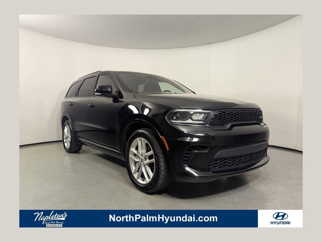Used 2024 Dodge Durango GT image 1