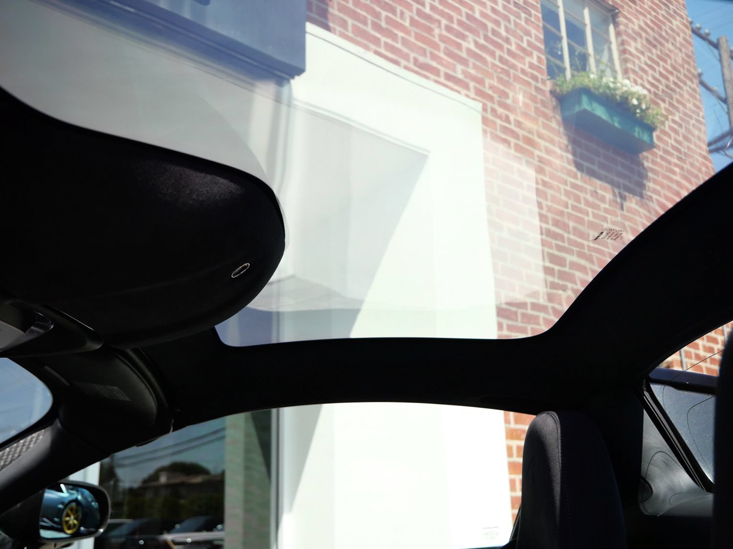 Used 2019 McLaren 720S Performance RWD image 35