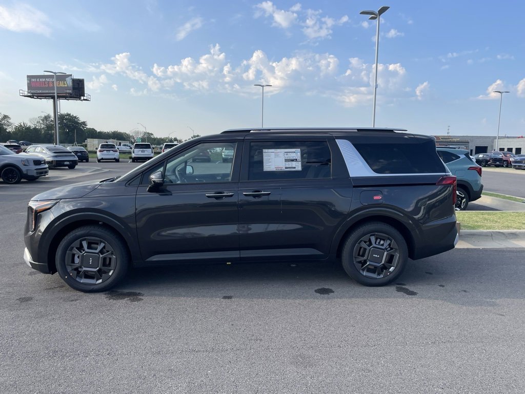 New 2026 Kia Carnival EX image 4