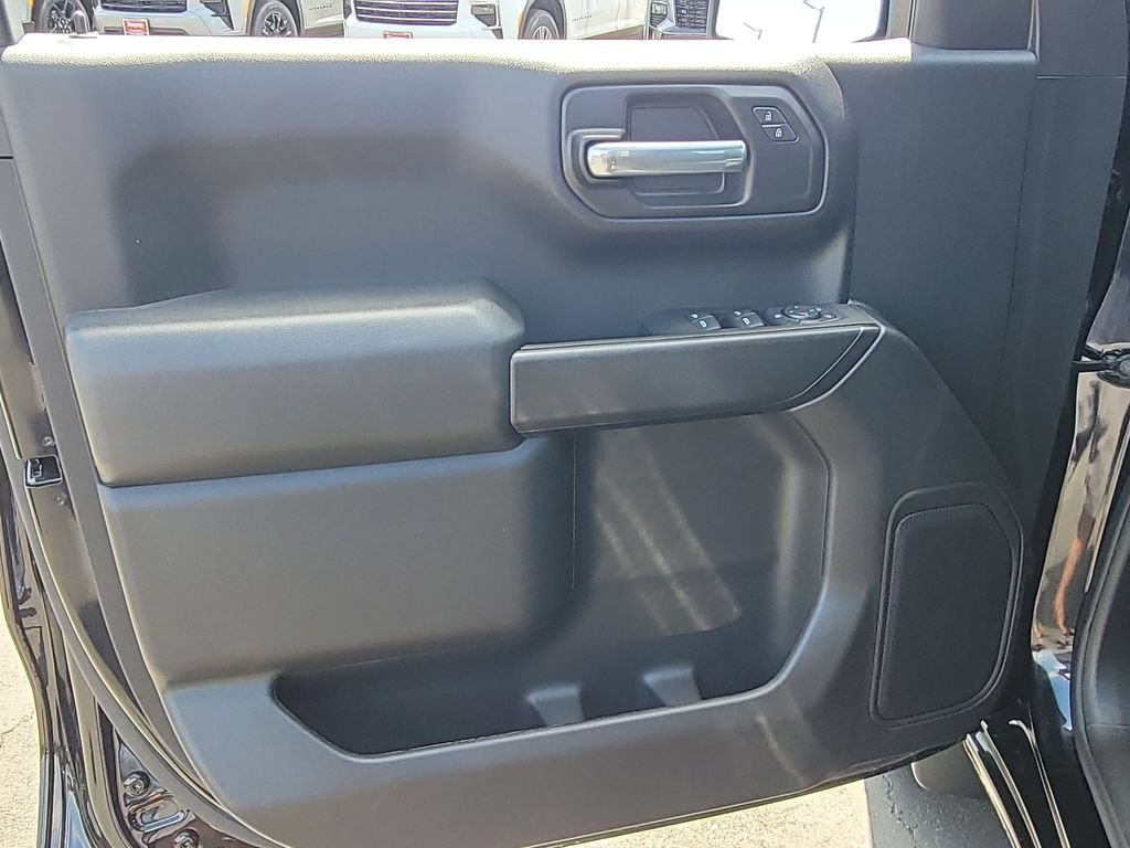 Used 2026 Chevrolet Silverado 1500 Custom RWD image 21
