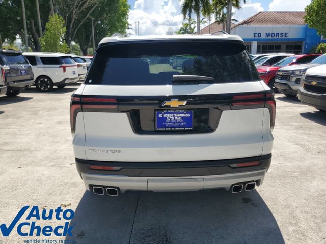 Used 2025 Chevrolet Traverse LT w/ Driver Confidence Package FWD image 3