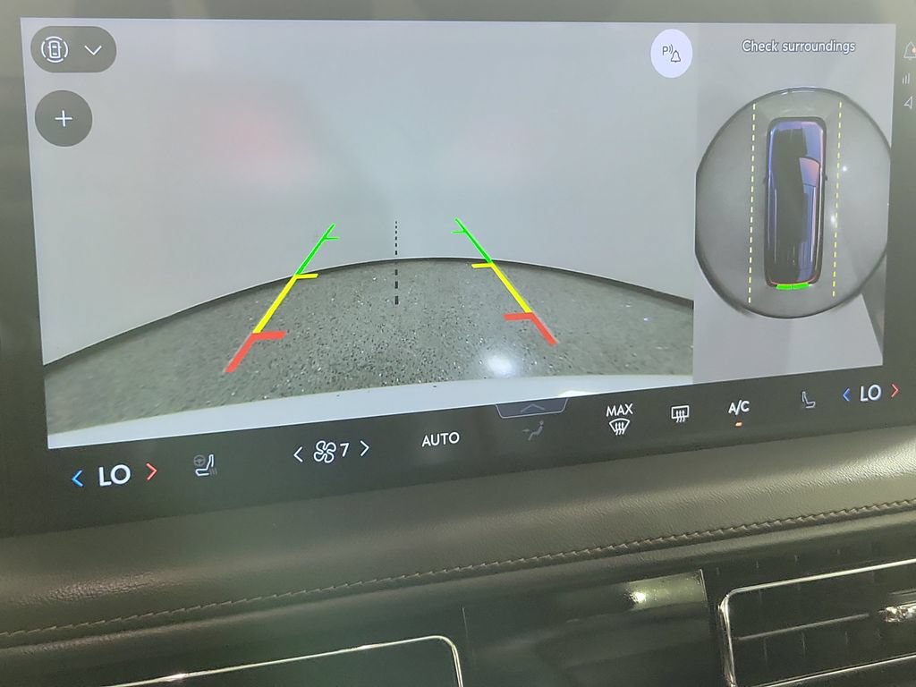 Certified 2025 Lincoln Aviator 2WD w/ Jet Appearance Package image 31