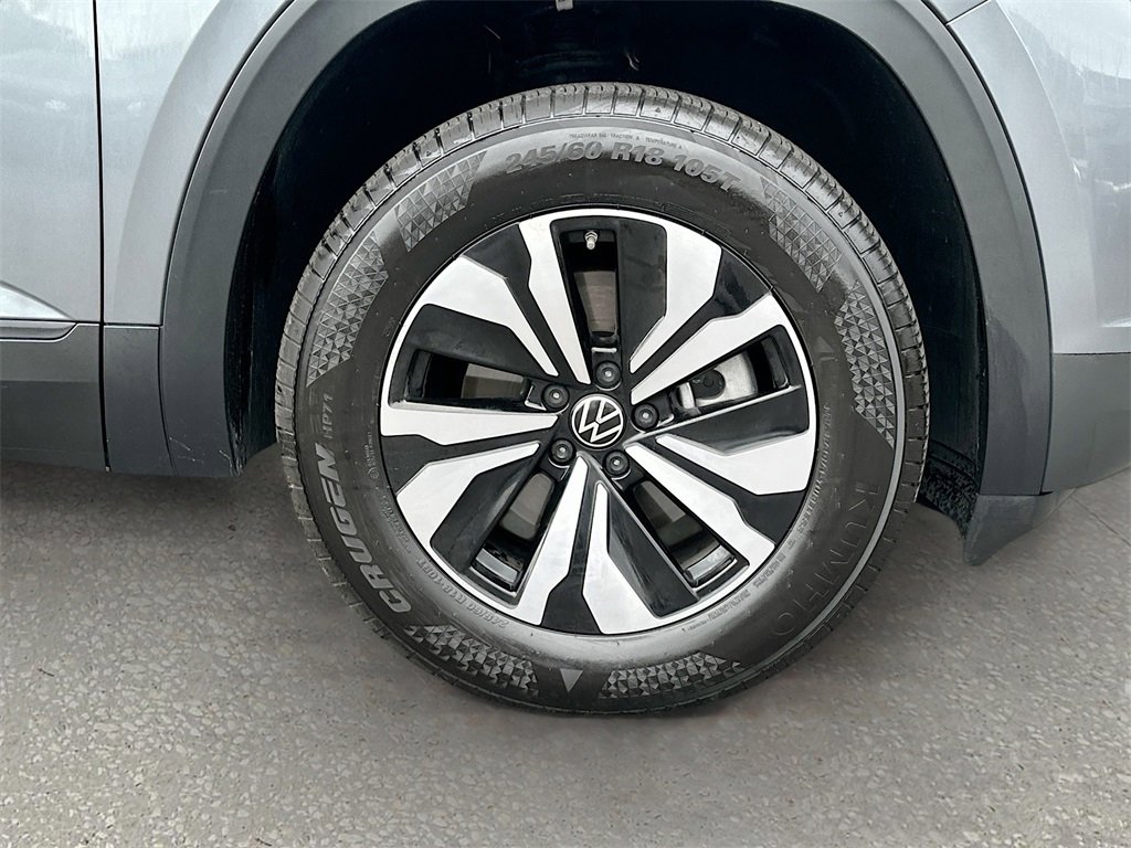 Used 2024 Volkswagen Atlas SE image 31