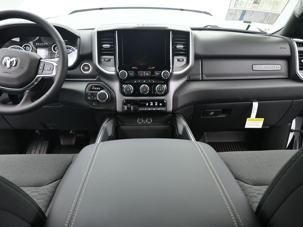 New 2026 RAM 1500 4x4 Crew Cab image 27