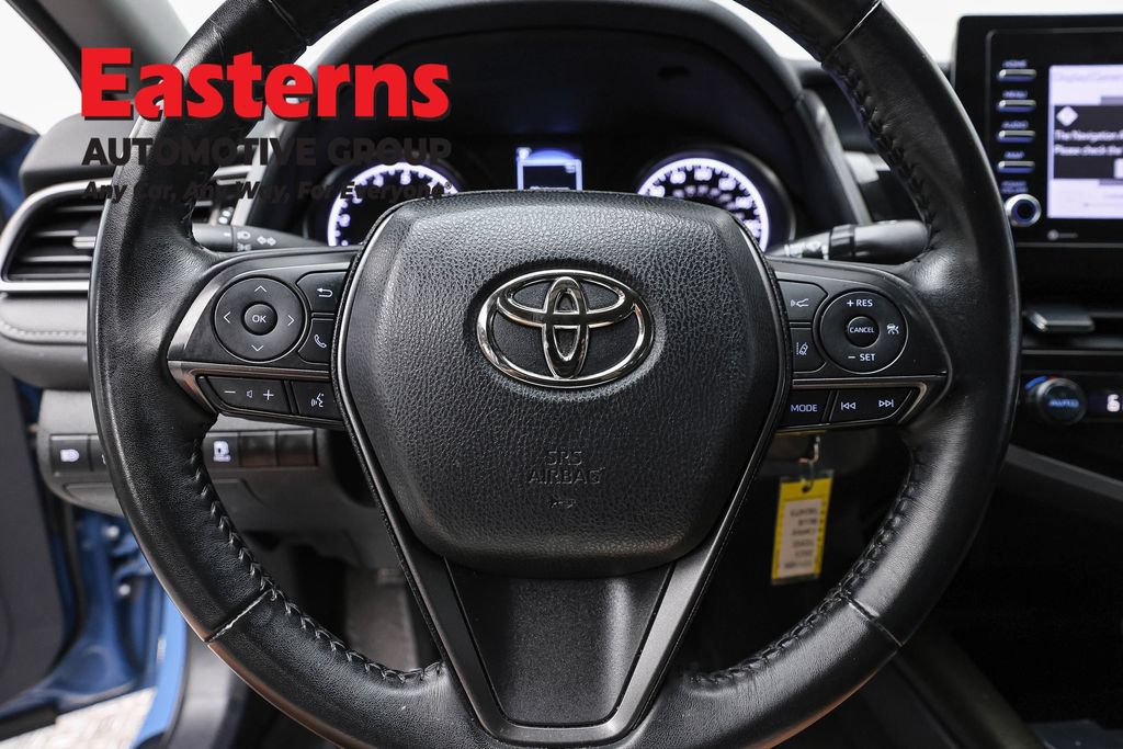 Used 2023 Toyota Camry SE FWD image 12
