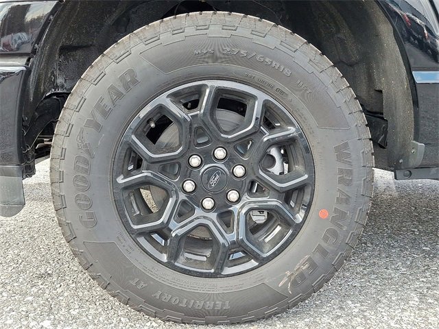 New 2025 Ford F150 XLT w/ Equipment Group 302A MID image 5