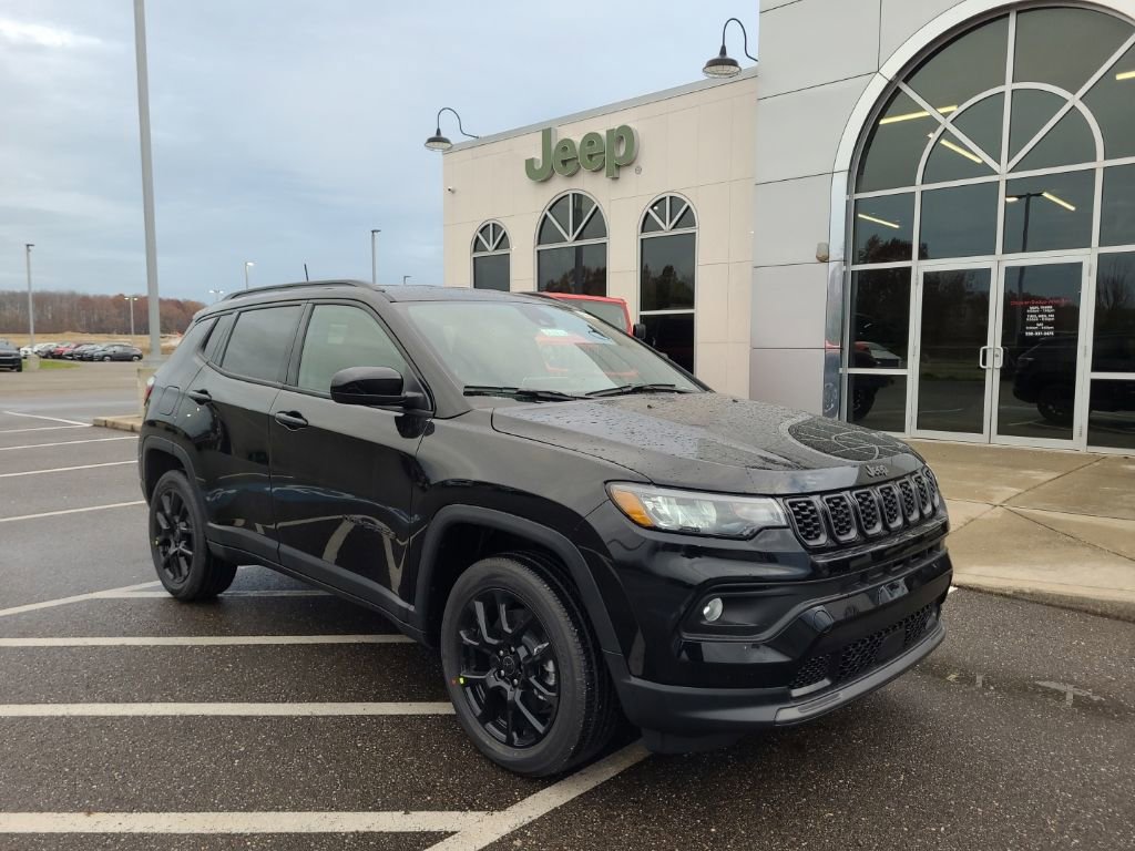 New 2026 Jeep Compass Latitude AWD/4WD image 2