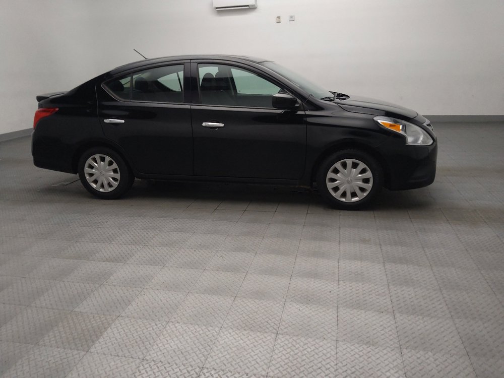 Used 2019 Nissan Versa SV FWD image 11