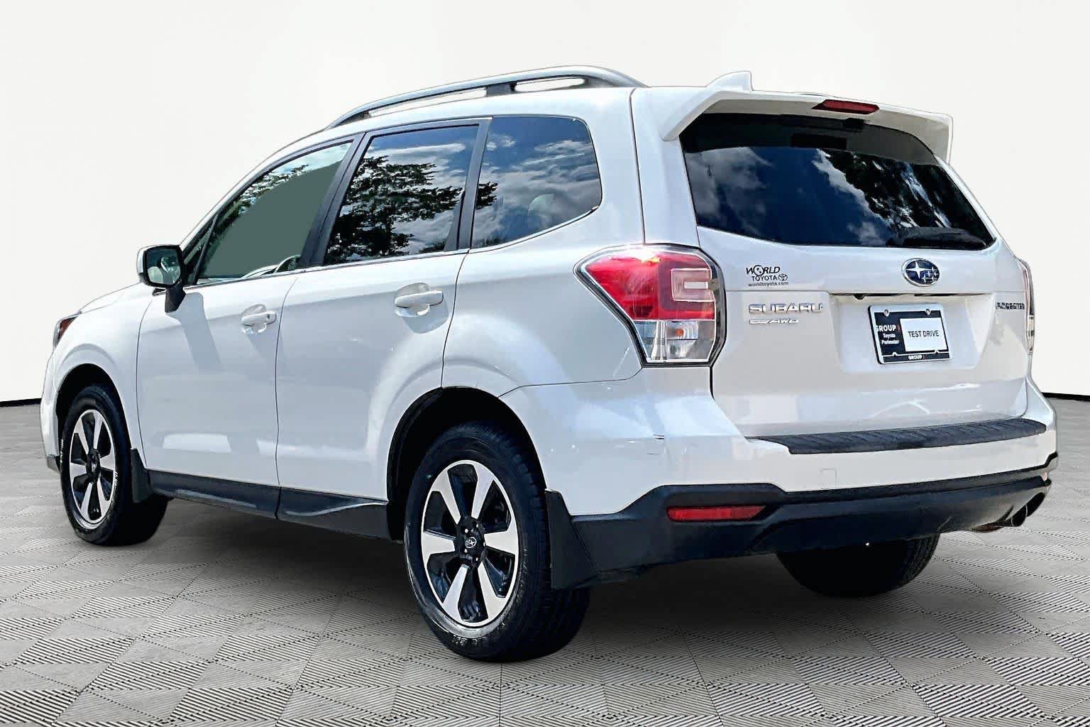 Used 2018 Subaru Forester 2.5i Limited AWD/4WD image 12