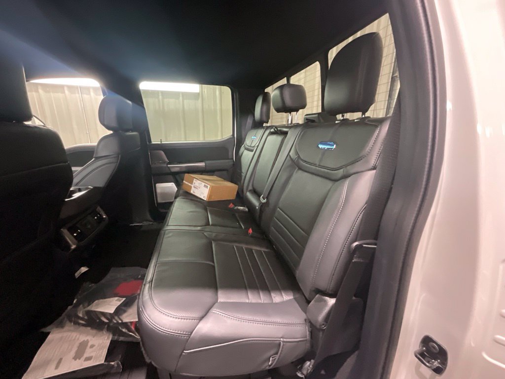 Used 2026 Ford F250 Platinum AWD/4WD image 11