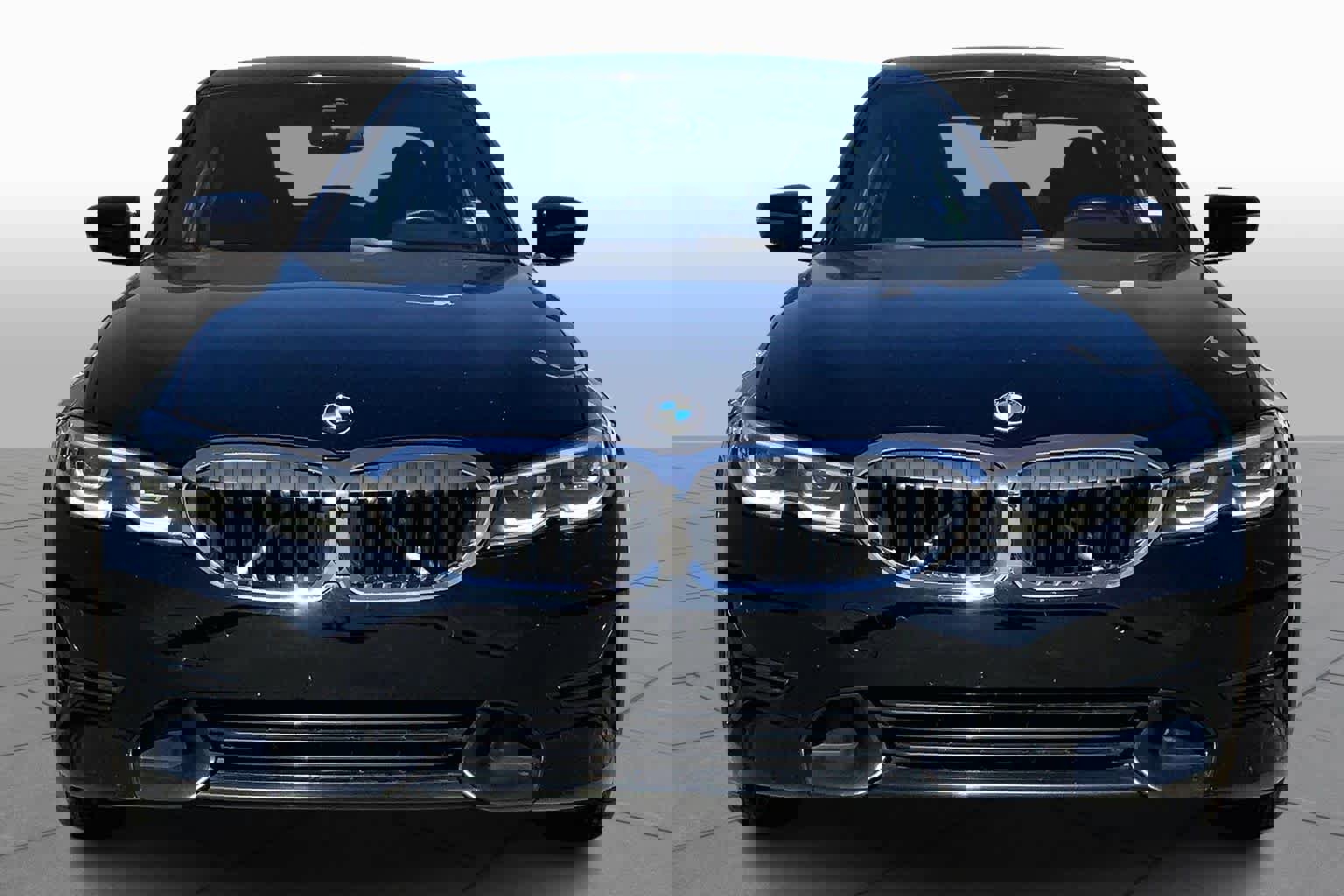 Used 2020 BMW 330i Sedan image 3