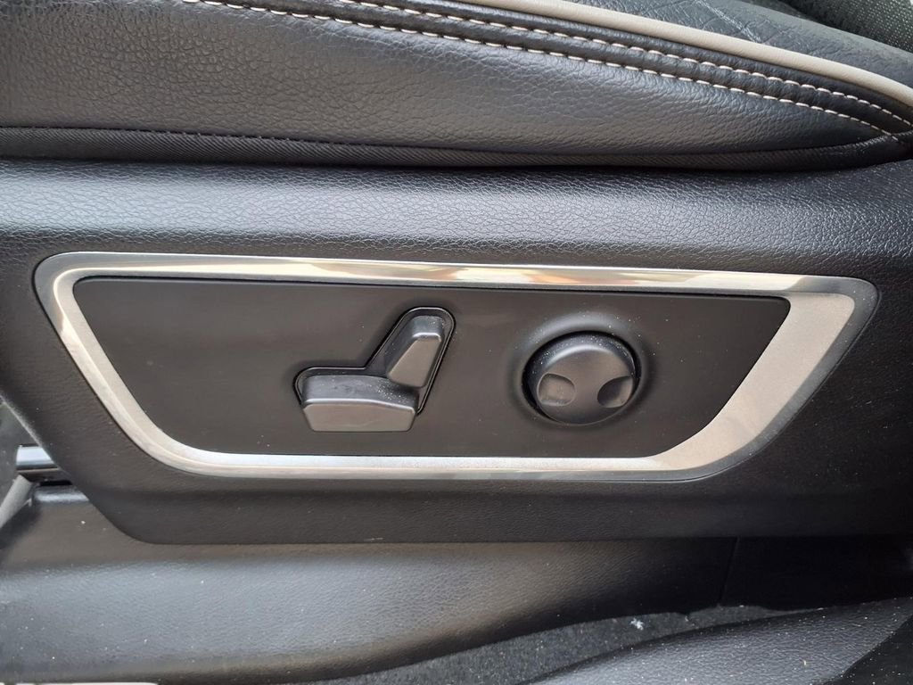 Used 2022 RAM 1500 Laramie w/ Laramie Southwest Edition AWD/4WD image 29