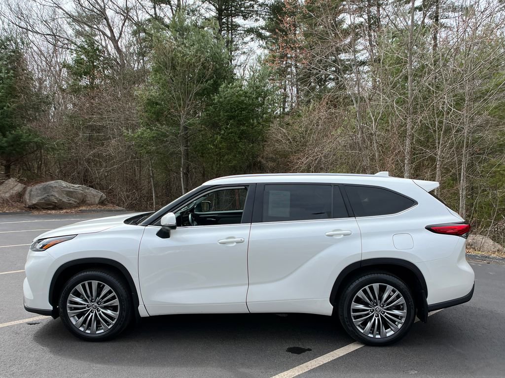 Used 2020 Toyota Highlander Platinum video 2