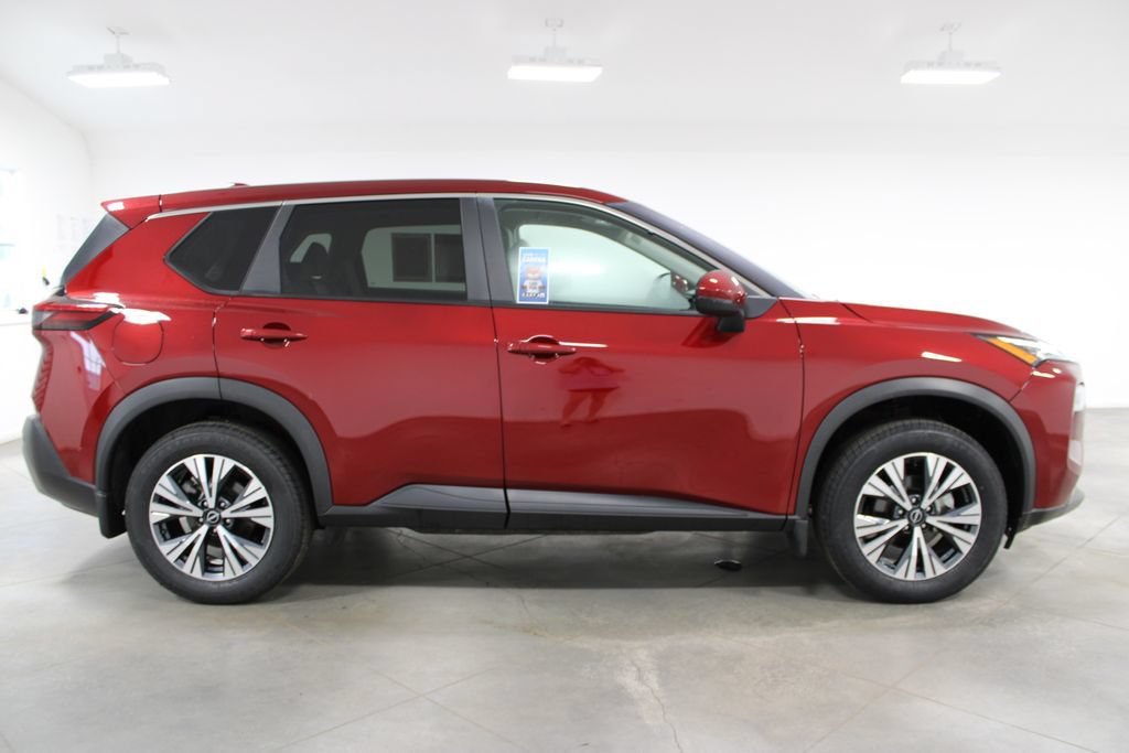 Used 2023 Nissan Rogue SV AWD/4WD image 12