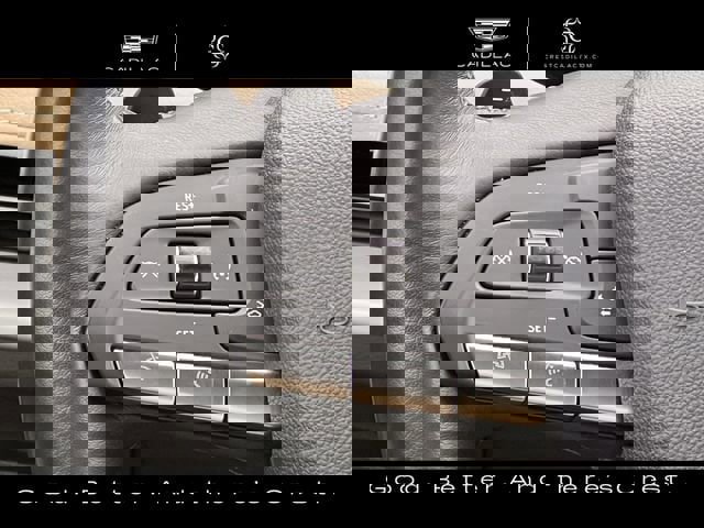 Certified 2025 Cadillac XT4 Premium Luxury image 17