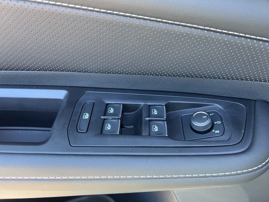 New 2026 Volkswagen Atlas SE image 17