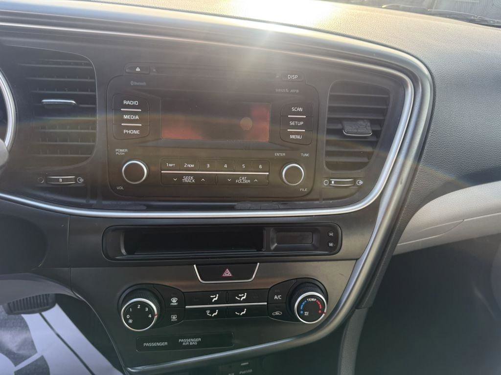 Used 2015 Kia Optima LX FWD image 12