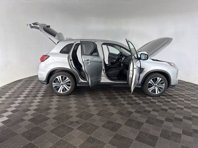 Used 2025 Mitsubishi Outlander Sport ES image 16