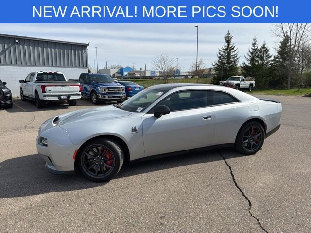 Used 2024 Dodge Charger Daytona Scat Pack w/ Plus Group AWD/4WD image 1