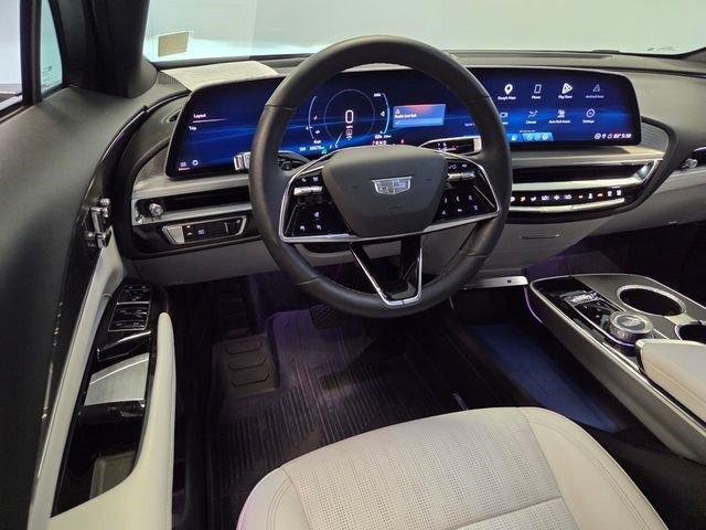 Certified 2024 Cadillac Lyriq Luxury RWD image 19