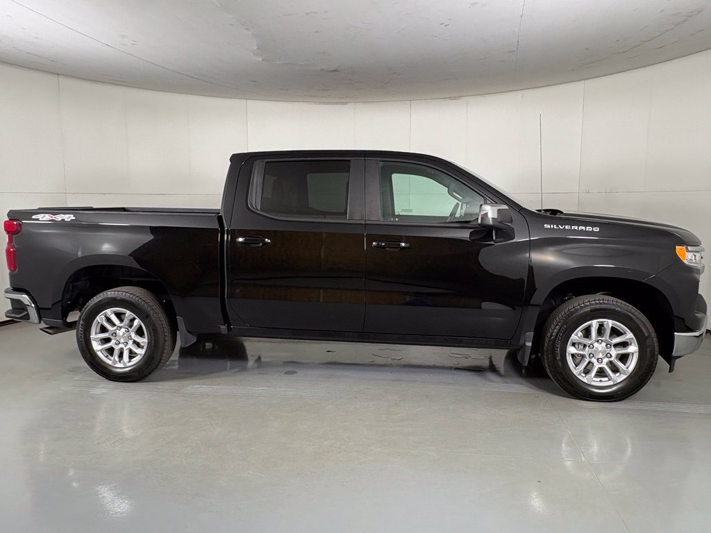 Certified 2023 Chevrolet Silverado 1500 LT AWD/4WD image 11