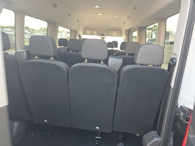 Used 2025 Ford Transit 350 XLT RWD image 17
