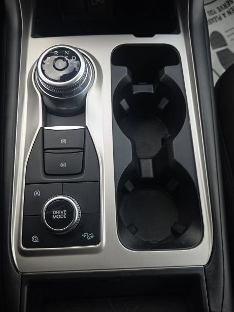 Used 2024 Ford Explorer XLT AWD/4WD image 35
