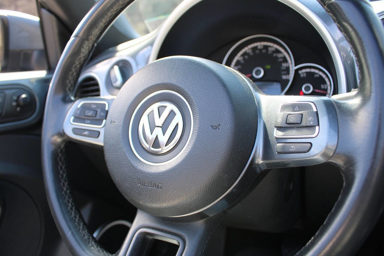 Used 2014 Volkswagen Beetle 1.8T image 17
