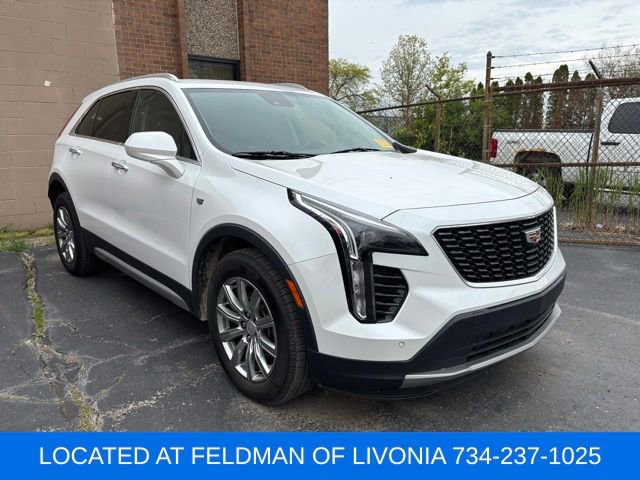 Used 2020 Cadillac XT4 Premium Luxury w/ Cold Weather Package AWD/4WD image 4