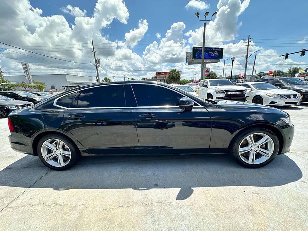 Used 2018 Volvo S90 T5 Momentum w/ Convenience Package FWD image 14