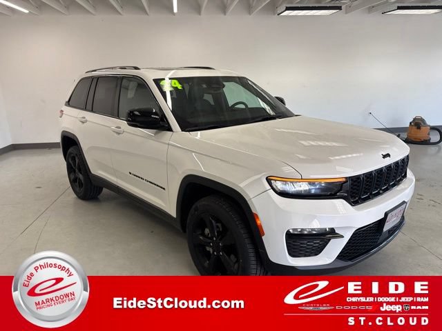 Used 2024 Jeep Grand Cherokee Limited w/ Black Appearance Package