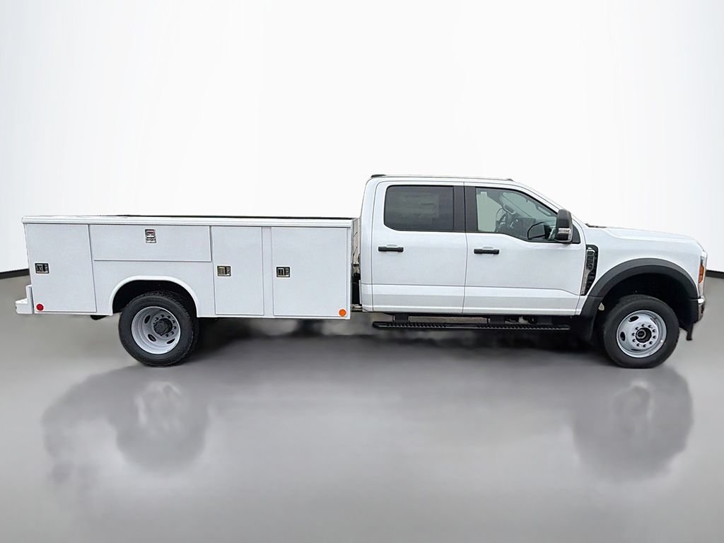 New 2026 Ford F550 4x4 Crew Cab image 13