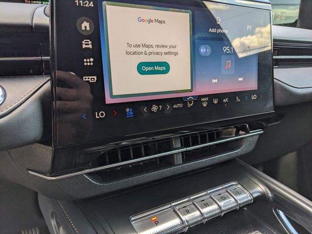 Used 2025 Lincoln Nautilus Reserve w/ Jet Appearance Package image 24