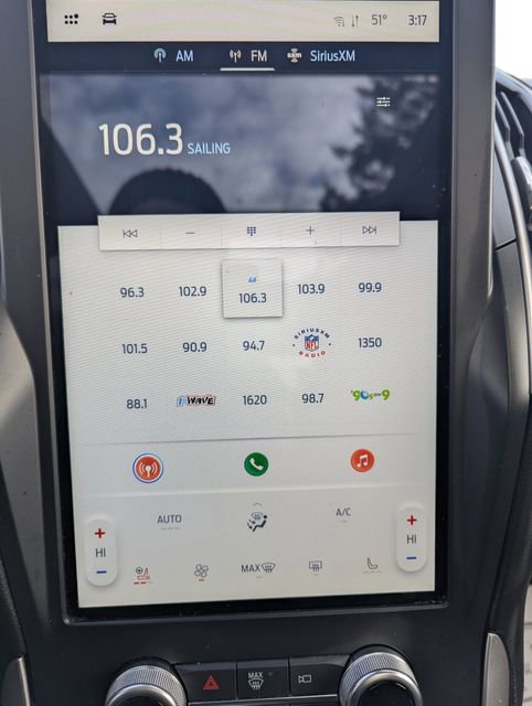 Certified 2024 Ford Edge SEL w/ Convenience Package image 24