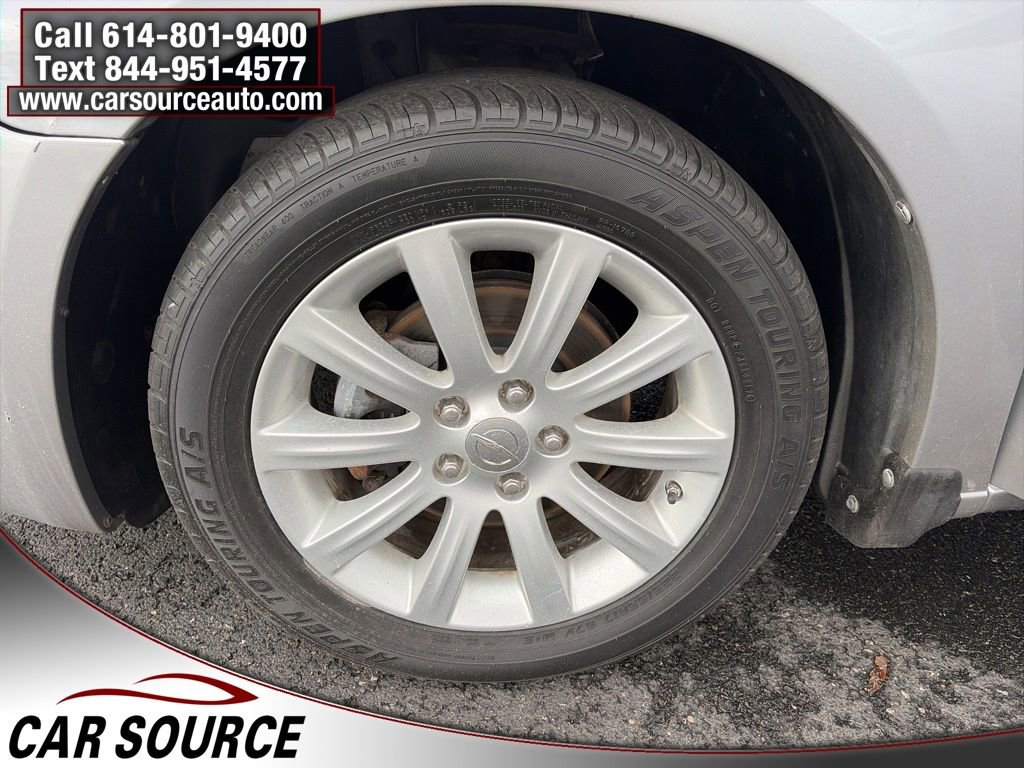 Used 2013 Chrysler 200 Limited image 24