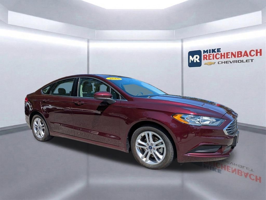 Used 2018 Ford Fusion SE w/ Fusion SE Technology Package FWD video 2