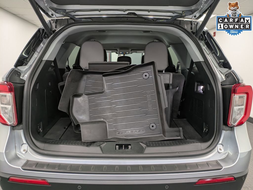 Used 2022 Ford Explorer XLT w/ Equipment Group 202A image 26