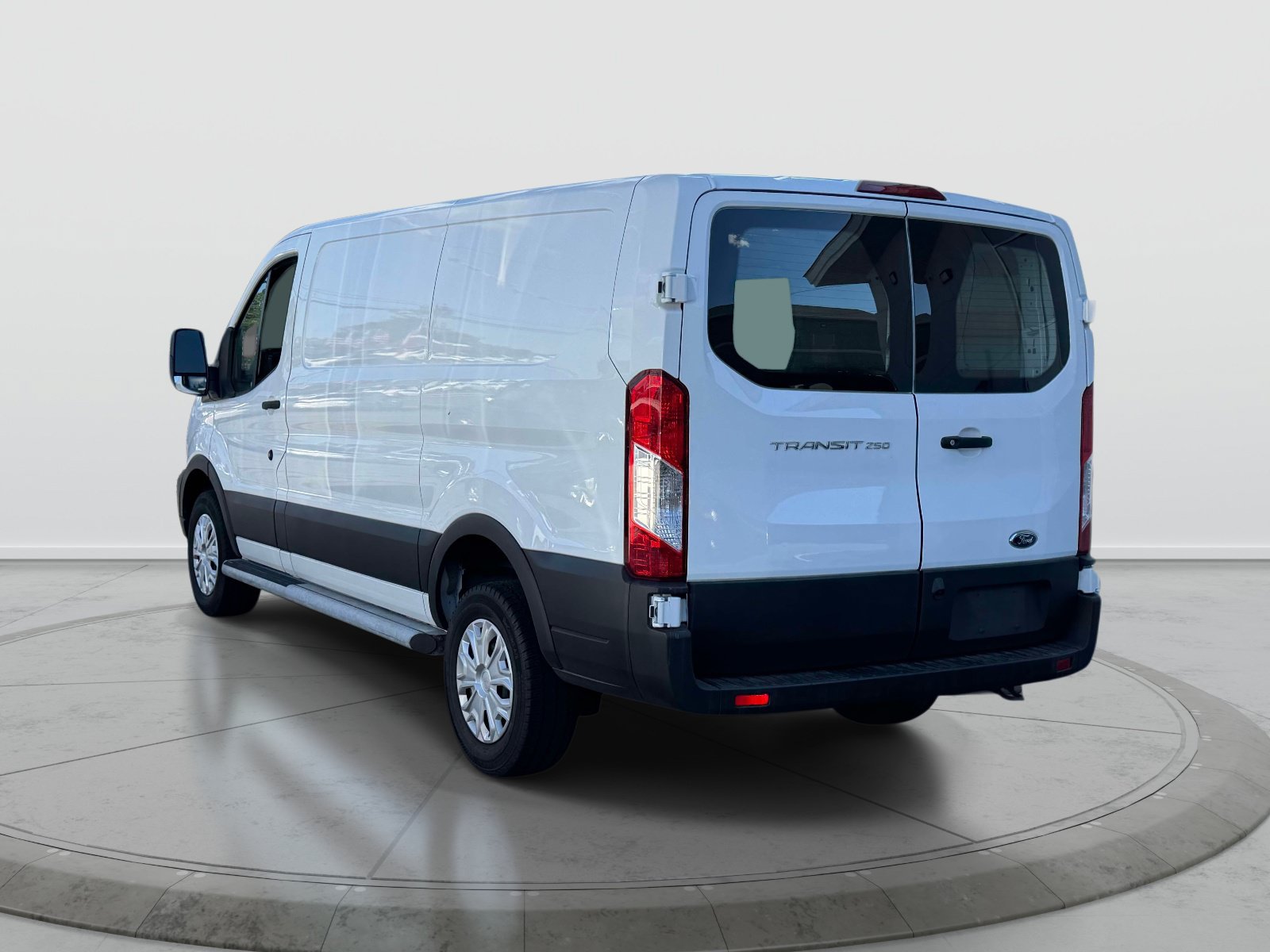 Used 2025 Ford Transit 250 Low Roof w/ Exterior Upgrade Package RWD image 4