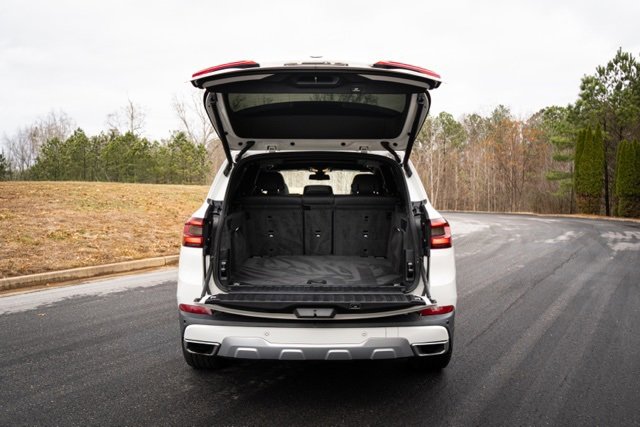 Used 2019 BMW X5 xDrive40i w/ Parking Assistance Package image 14