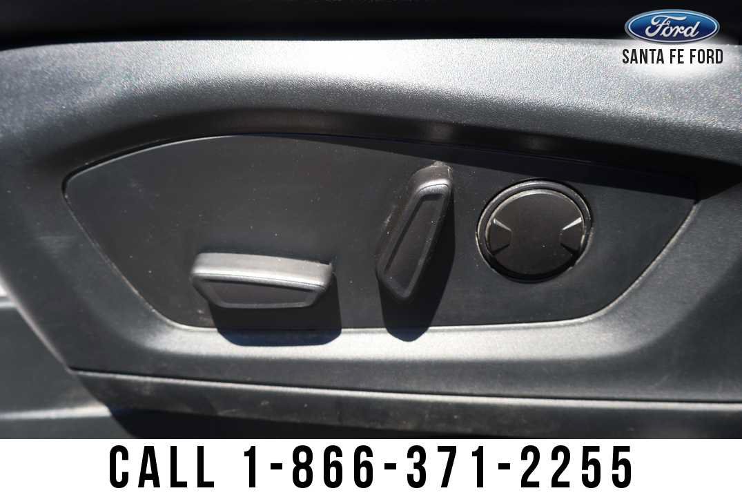 New 2024 Ford Explorer XLT w/ Equipment Group 202A AWD/4WD image 22