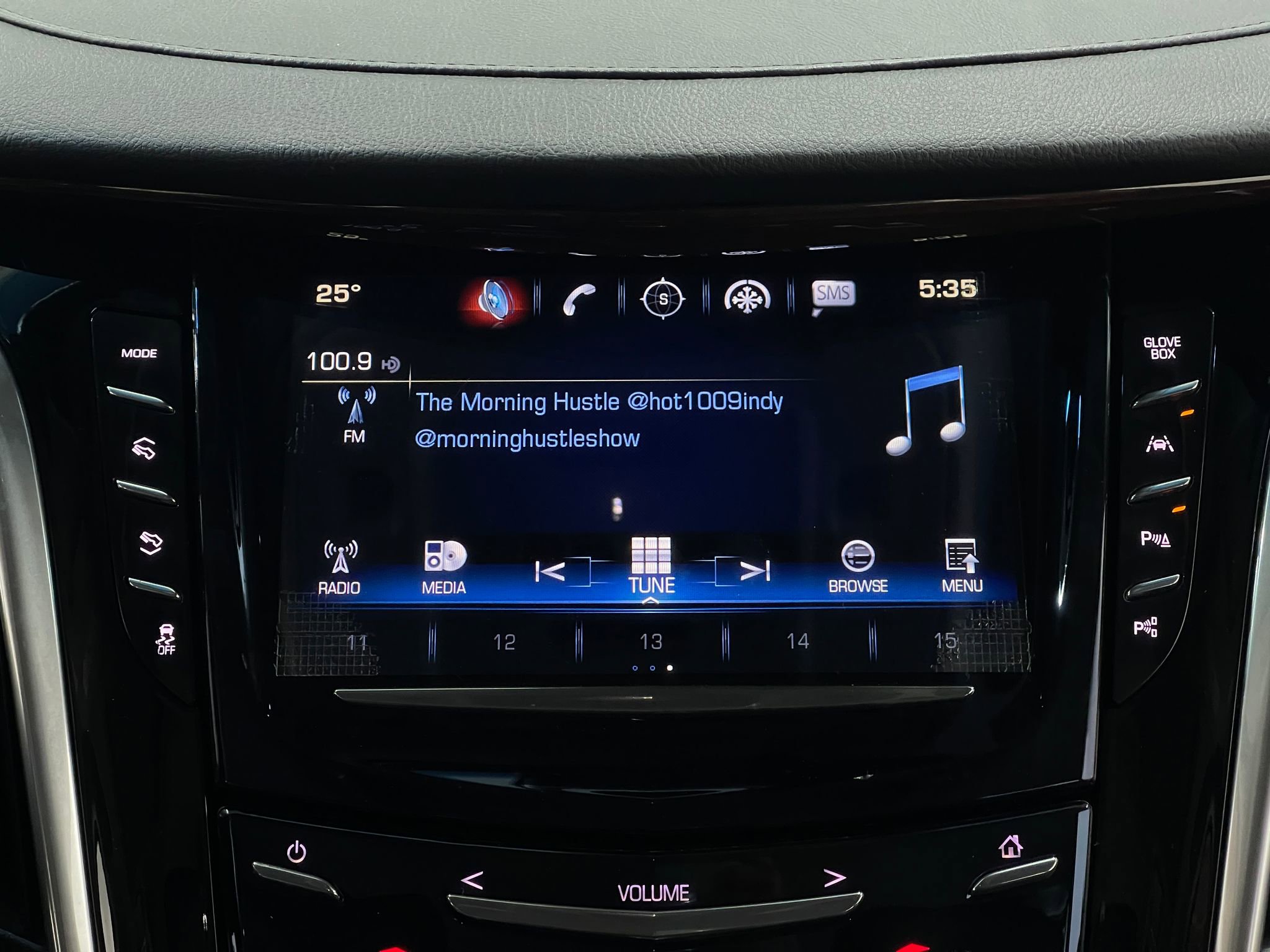 Used 2019 Cadillac Escalade Luxury image 23