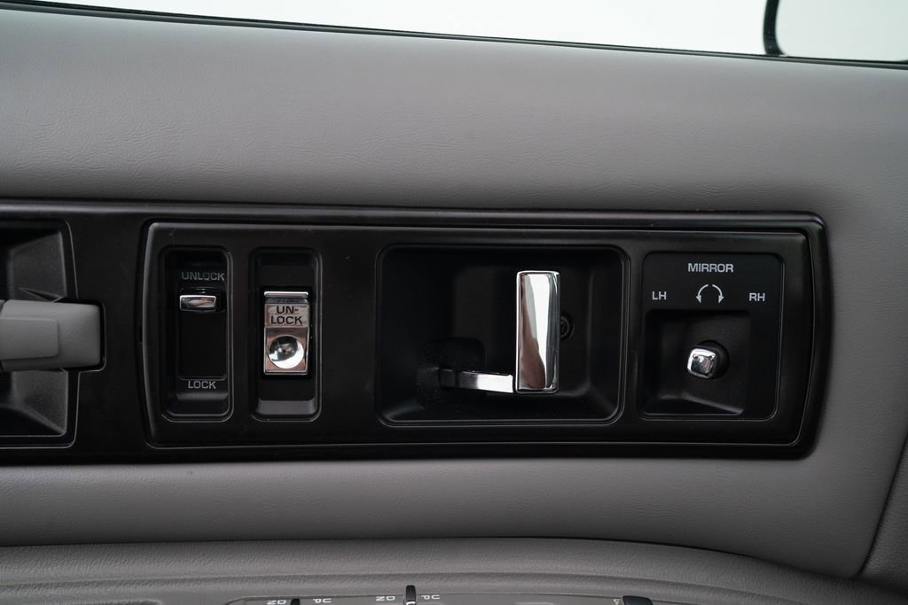 Used 1996 Chevrolet Impala SS image 18
