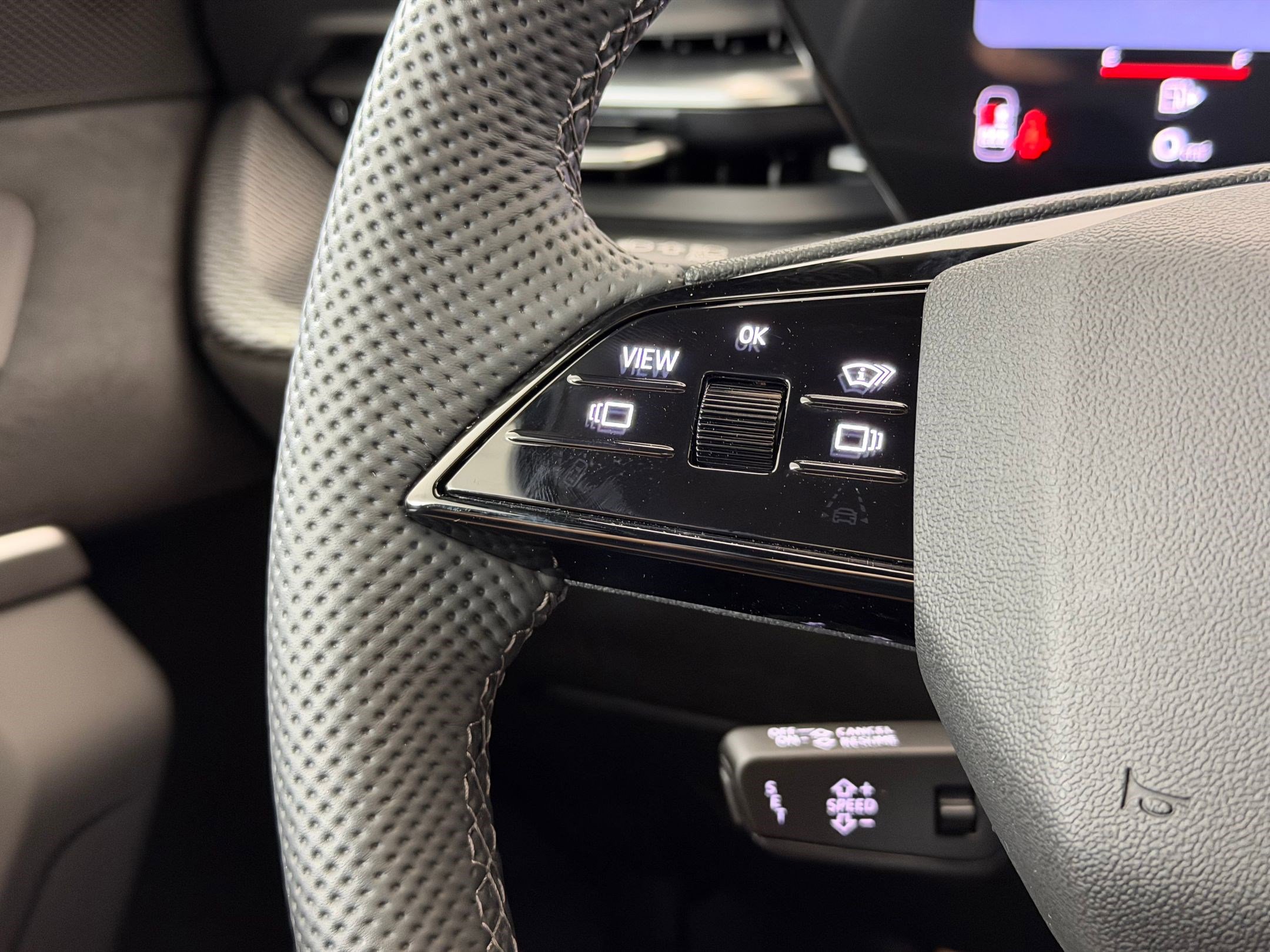 New 2026 Audi SQ5 Premium Plus AWD/4WD image 17