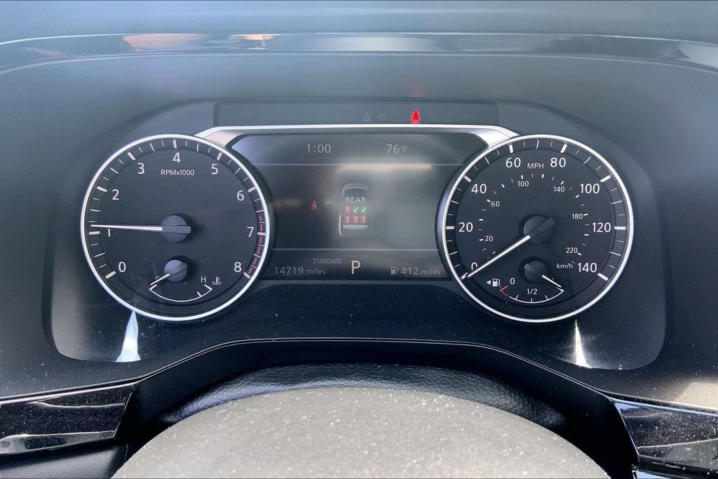 Used 2025 Nissan Pathfinder SL FWD image 10