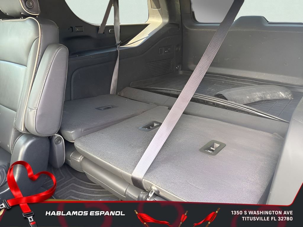 Used 2023 Chevrolet Suburban Premier image 25