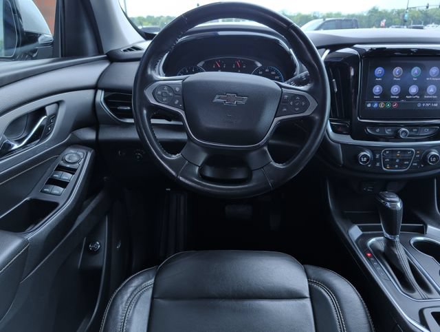 Used 2020 Chevrolet Traverse RS FWD image 2