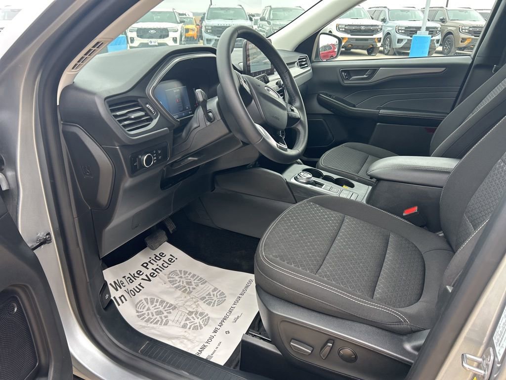Used 2024 Ford Escape Active image 20
