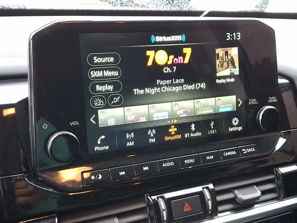 Used 2023 Nissan Pathfinder SL w/ Black Appearance Package image 19