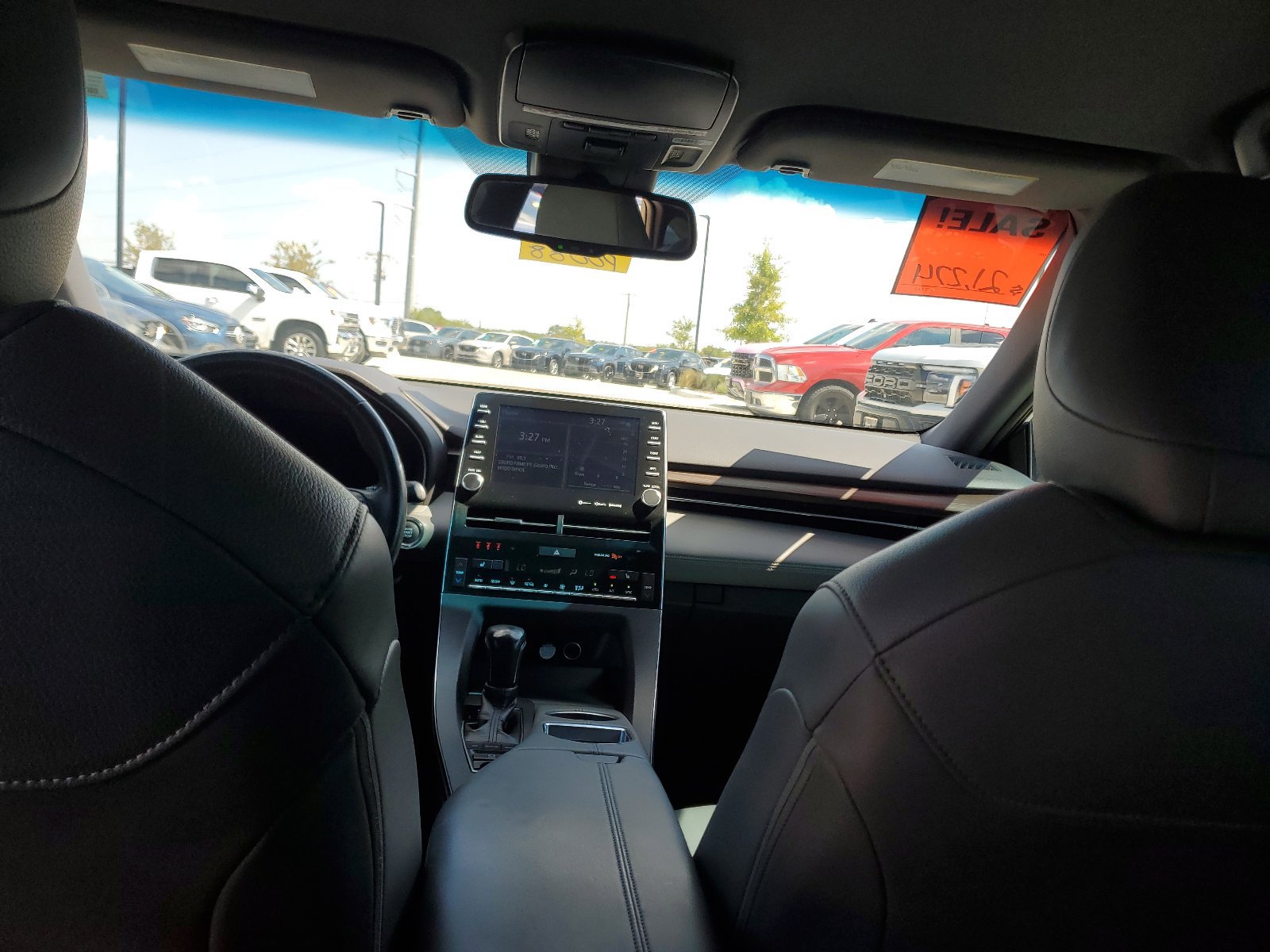 Used 2021 Toyota Avalon XLE FWD image 39