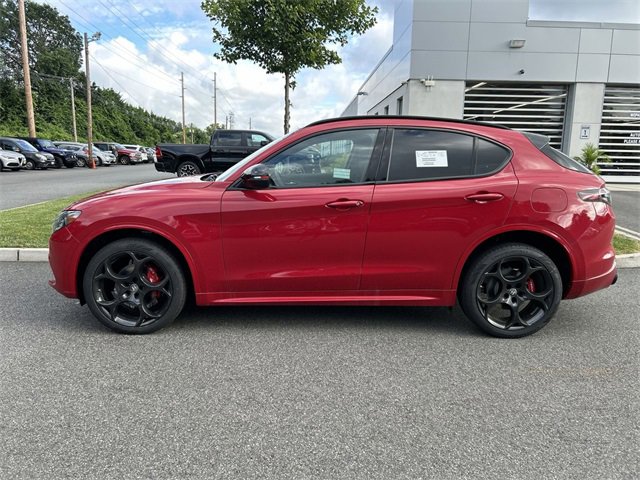 New 2025 Alfa Romeo Stelvio Tributo Italiano w/ Driving Assist Package image 5